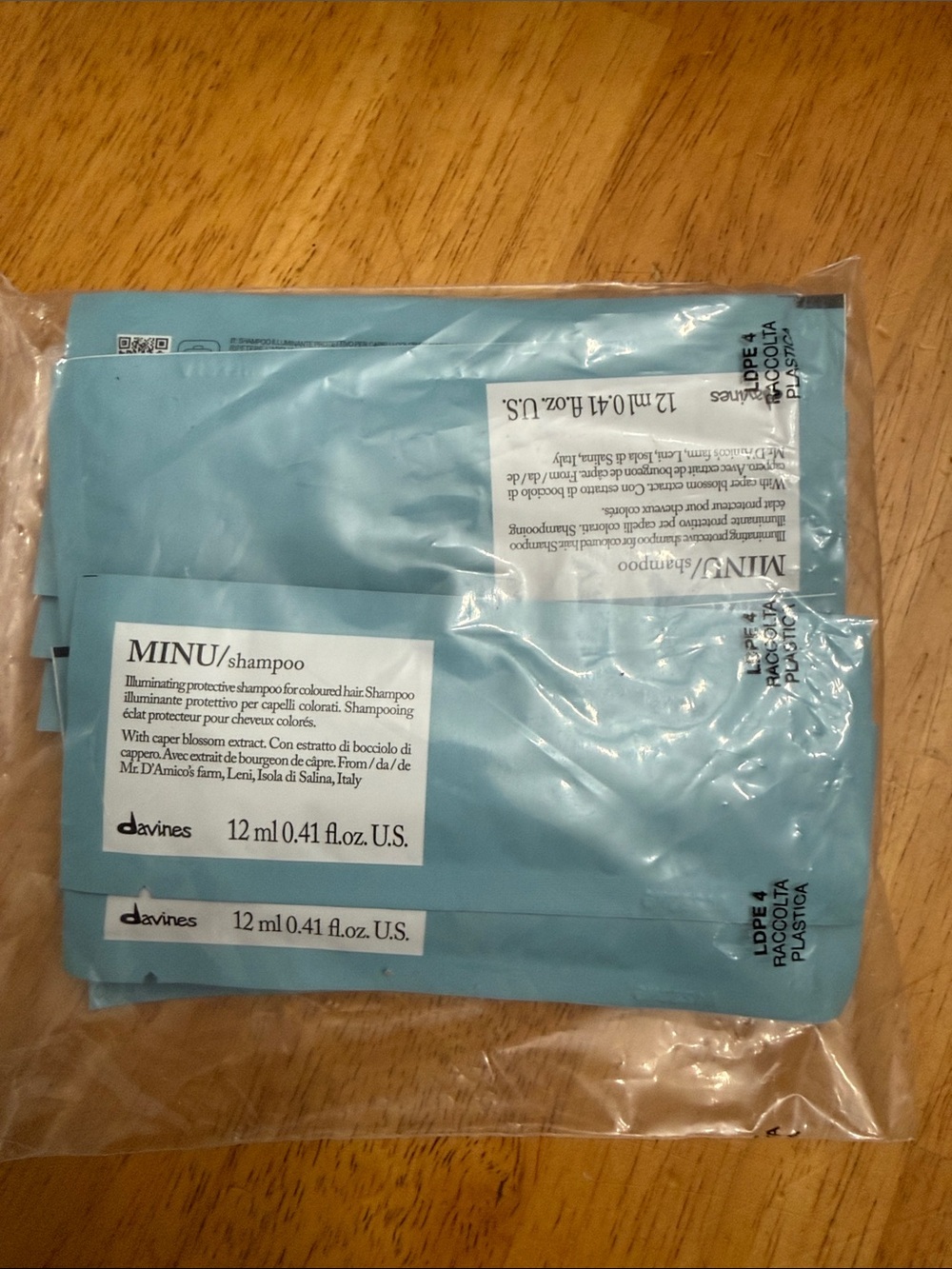 12 Davines MINU Shampoo Single-Use Sachets